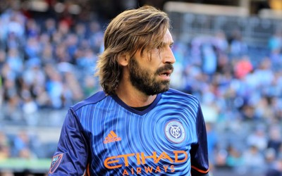 猫头鹰体育播报-卢卡库更衣室赛后播放胜利歌曲